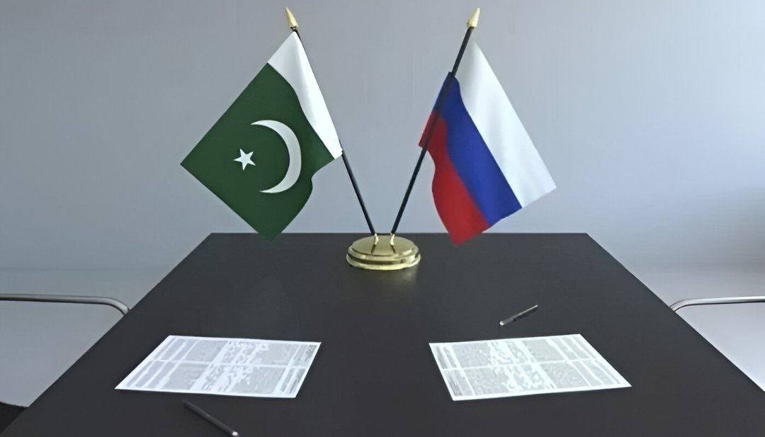 پاکستان روس